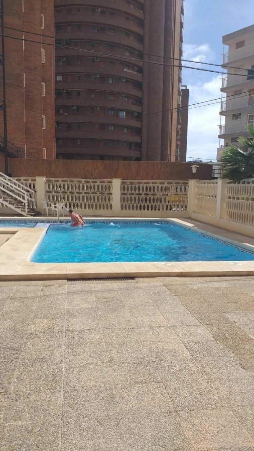 Inlesa 5A Holiday Apt With Pool بينايدورم المظهر الخارجي الصورة