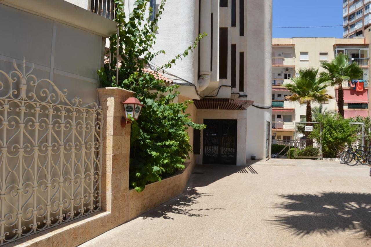 Inlesa 5A Holiday Apt With Pool بينايدورم المظهر الخارجي الصورة